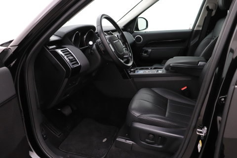Land Rover Discovery 3.0 Sd6 SE | GRIJS KENTEKEN | Luchtvering | Trekhaak | Stoel+Stuurverwarming | BLIS | Camera | ACC
