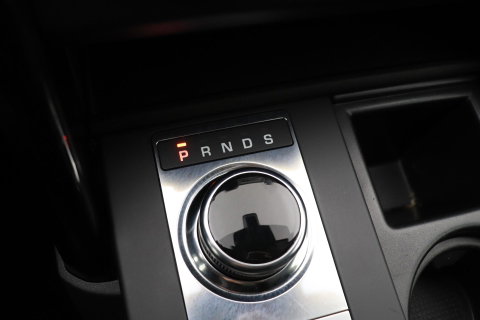 Land Rover Discovery 3.0 Sd6 SE | GRIJS KENTEKEN | Luchtvering | Trekhaak | Stoel+Stuurverwarming | BLIS | Camera | ACC