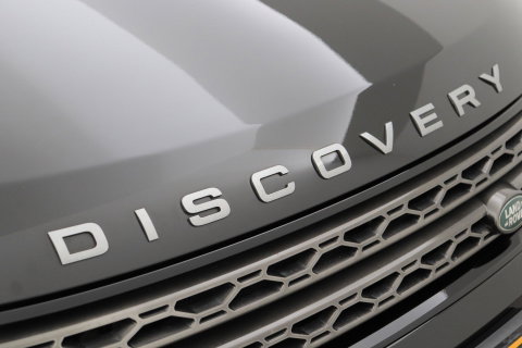 Land Rover Discovery 3.0 Sd6 SE | GRIJS KENTEKEN | Luchtvering | Trekhaak | Stoel+Stuurverwarming | BLIS | Camera | ACC