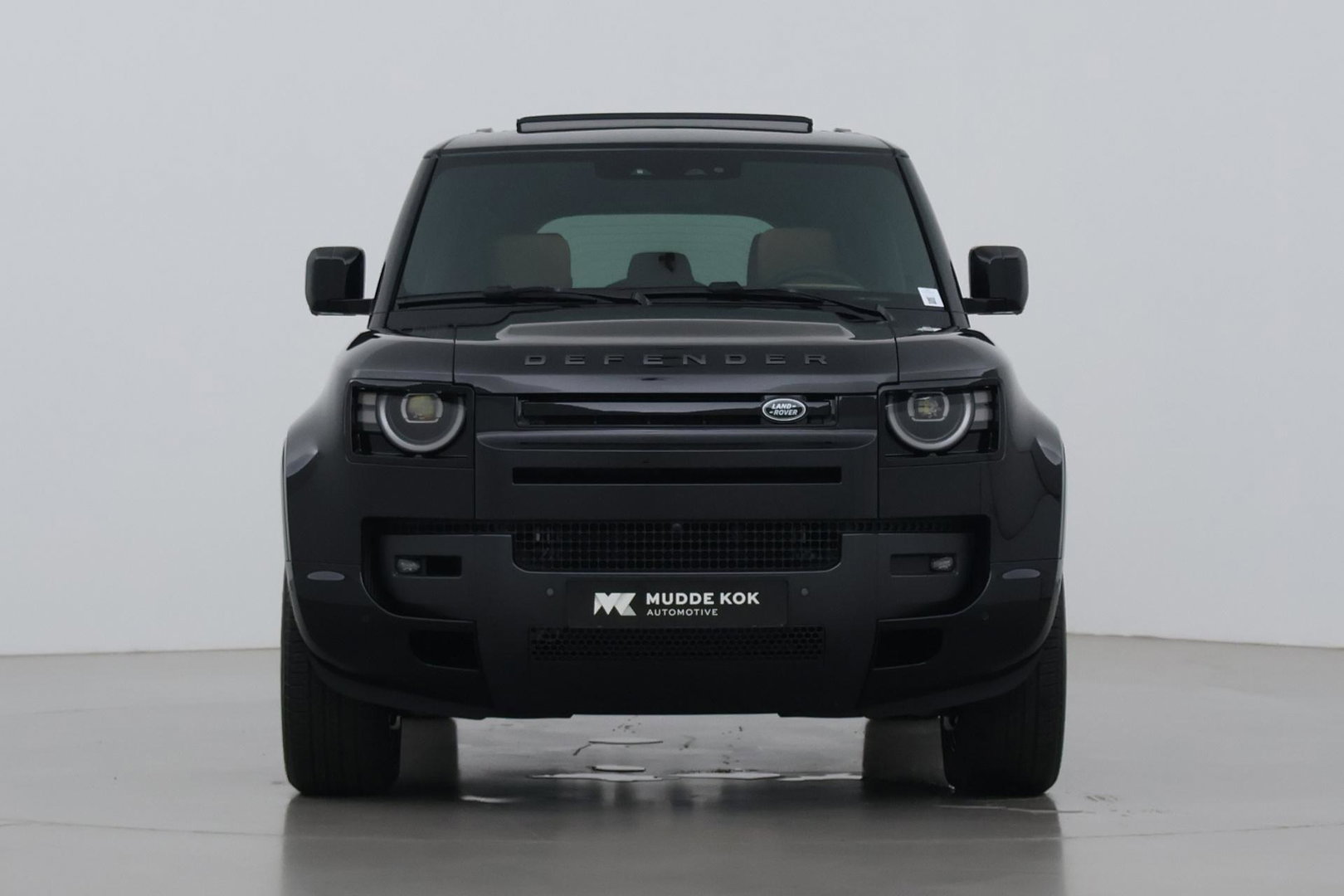 Land Rover Defender 2.0 P300e 110 X-Dynamic HSE | Luchtvering | Stoelventilatie | Panoramadak | Trekhaak | 360° Camera | Head-Up | ACC