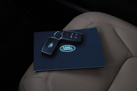 Land Rover Defender 2.0 P300e 110 X-Dynamic HSE | Luchtvering | Stoelventilatie | Panoramadak | Trekhaak | 360° Camera | Head-Up | ACC