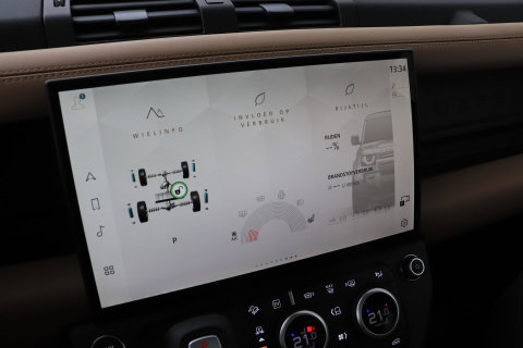 Land Rover Defender 2.0 P300e 110 X-Dynamic HSE | Luchtvering | Stoelventilatie | Panoramadak | Trekhaak | 360° Camera | Head-Up | ACC
