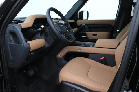 Land Rover Defender 2.0 P300e 110 X-Dynamic HSE | Luchtvering | Stoelventilatie | Panoramadak | Trekhaak | 360° Camera | Head-Up | ACC