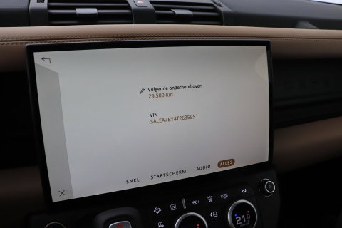 Land Rover Defender 2.0 P300e 110 X-Dynamic HSE | Luchtvering | Stoelventilatie | Panoramadak | Trekhaak | 360° Camera | Head-Up | ACC