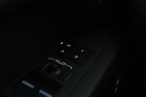 Land Rover Defender 2.0 P300e 110 X-Dynamic HSE | Luchtvering | Stoelventilatie | Panoramadak | Trekhaak | 360° Camera | Head-Up | ACC