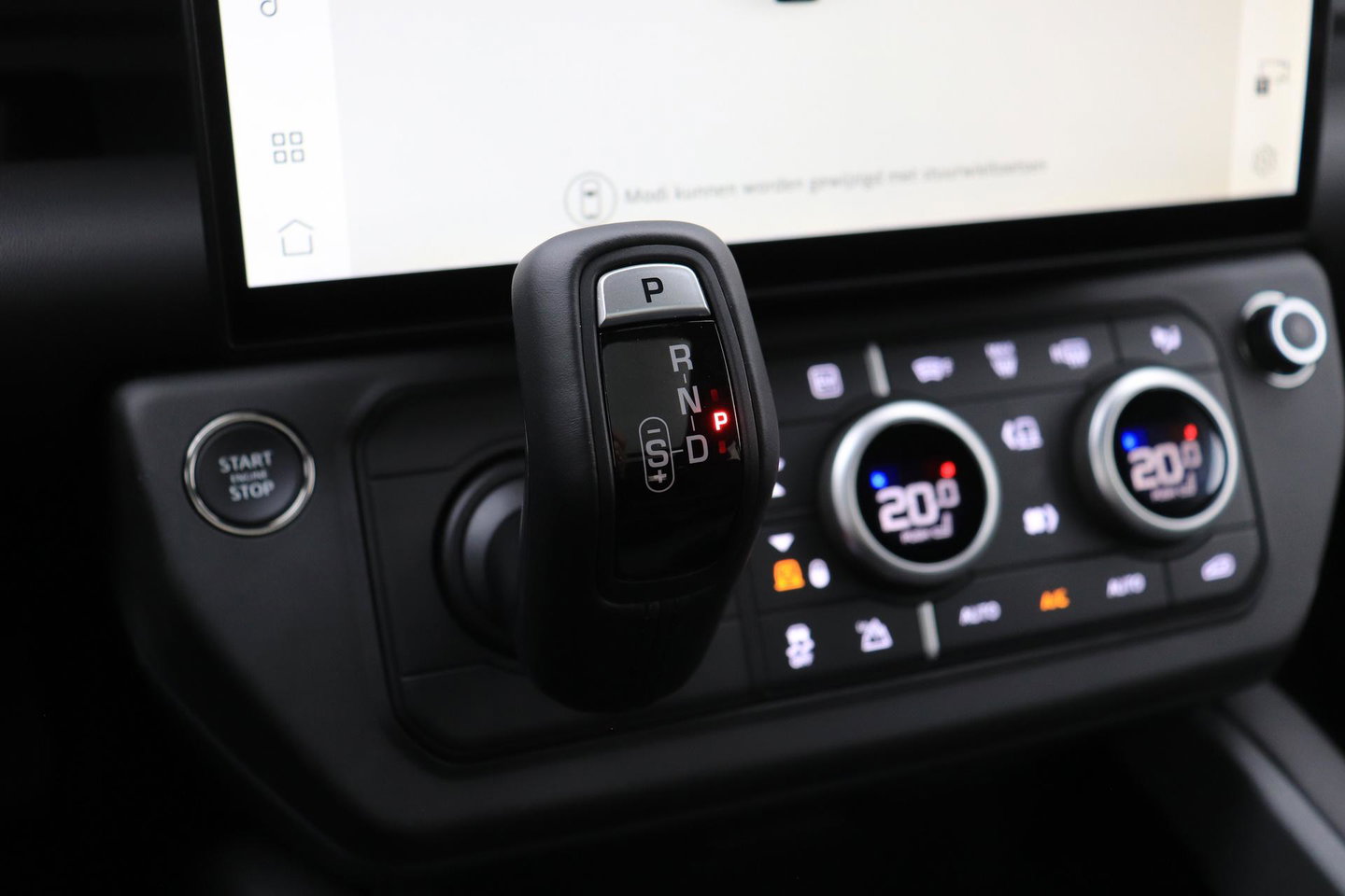 Land Rover Defender 2.0 P300e 110 X-Dynamic HSE | FACELIFT | ClearSight | Meridian Surround | Head-Up | ACC | Panoramadak | Trekhaak