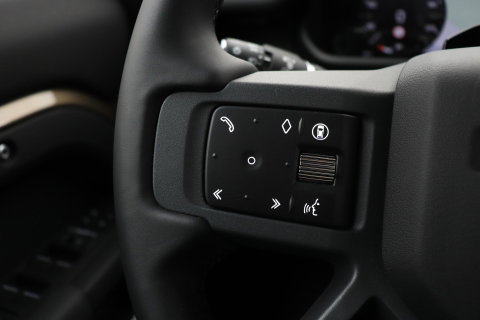 Land Rover Defender 2.0 P300e 110 X-Dynamic HSE | FACELIFT | ClearSight | Meridian Surround | Head-Up | ACC | Panoramadak | Trekhaak