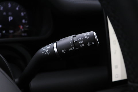 Land Rover Defender 2.0 P300e 110 X-Dynamic HSE | FACELIFT | ClearSight | Meridian Surround | Head-Up | ACC | Panoramadak | Trekhaak