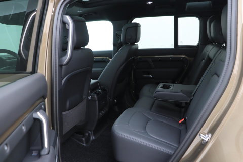 Land Rover Defender 2.0 P300e 110 X-Dynamic HSE | FACELIFT | ClearSight | Meridian Surround | Head-Up | ACC | Panoramadak | Trekhaak