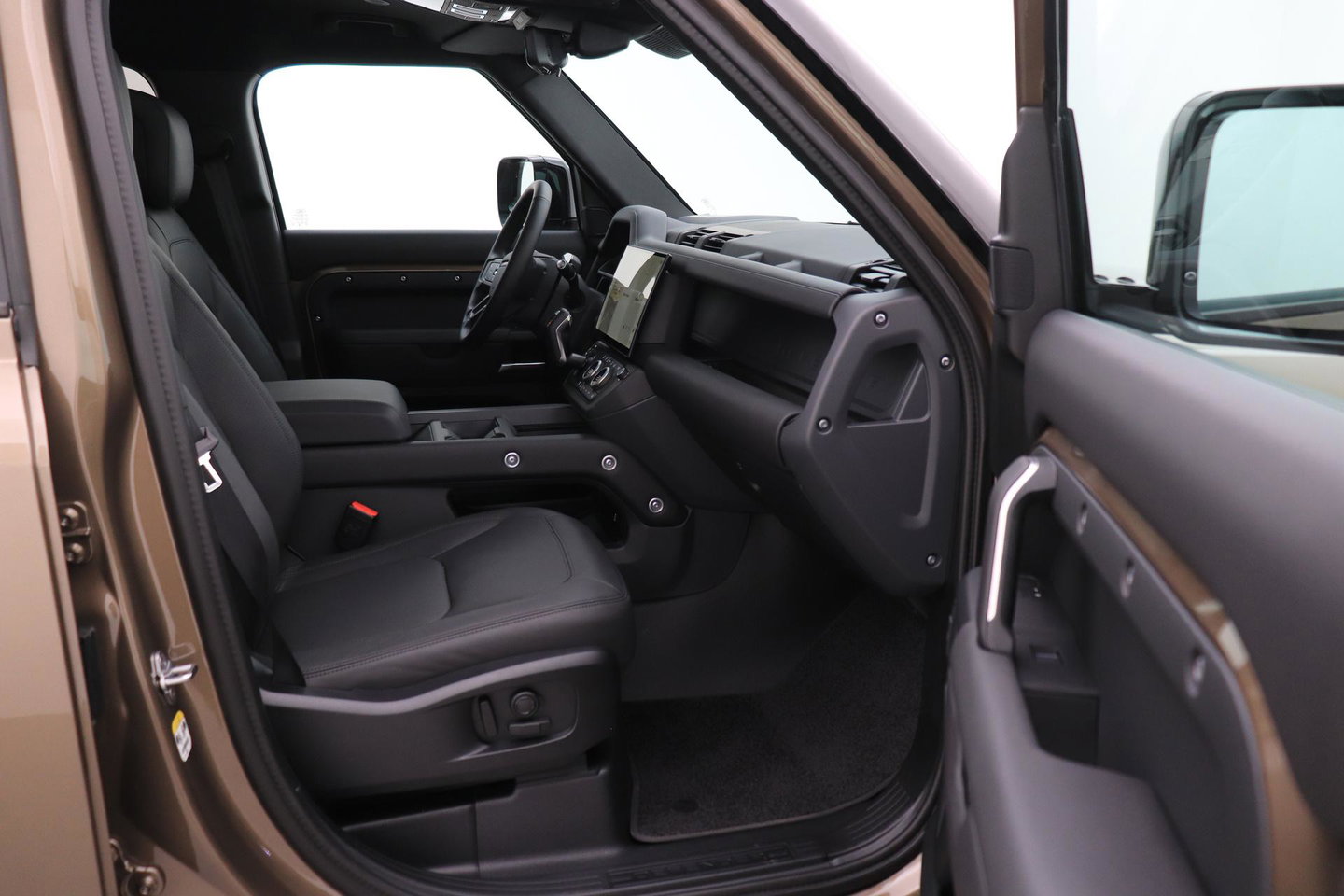 Land Rover Defender 2.0 P300e 110 X-Dynamic HSE | FACELIFT | ClearSight | Meridian Surround | Head-Up | ACC | Panoramadak | Trekhaak