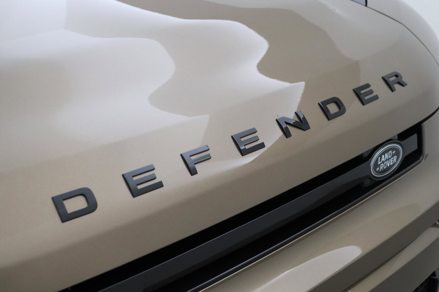 Land Rover Defender 2.0 P300e 110 X-Dynamic HSE | FACELIFT | ClearSight | Meridian Surround | Head-Up | ACC | Panoramadak | Trekhaak
