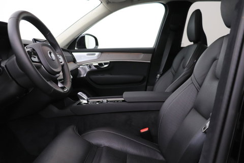 Volvo XC90 T8 Ultra Dark | Bowers&Wilkins | Stoelventilatie | Trekhaak | Panoramadak | 360° Camera | Massage | Head-Up | ACC