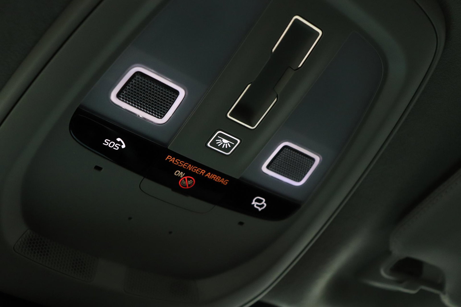 Volvo XC90 T8 Ultra Dark | Bowers&Wilkins | Stoelventilatie | Trekhaak | Panoramadak | 360° Camera | Massage | Head-Up | ACC