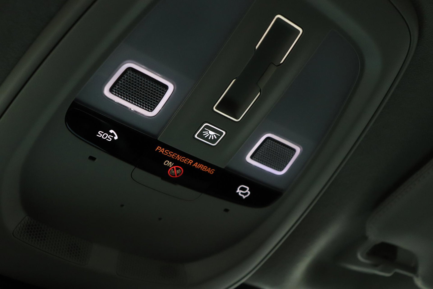 Volvo XC90 T8 Ultra Dark | Bowers&Wilkins | Stoelventilatie | Trekhaak | Panoramadak | 360° Camera | Massage | Head-Up | ACC