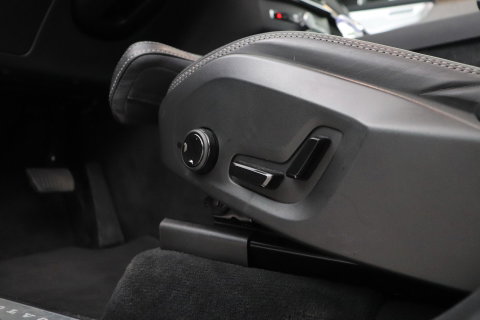 Volvo XC90 T8 Ultra Dark | Bowers&Wilkins | Stoelventilatie | Trekhaak | Panoramadak | 360° Camera | Massage | Head-Up | ACC
