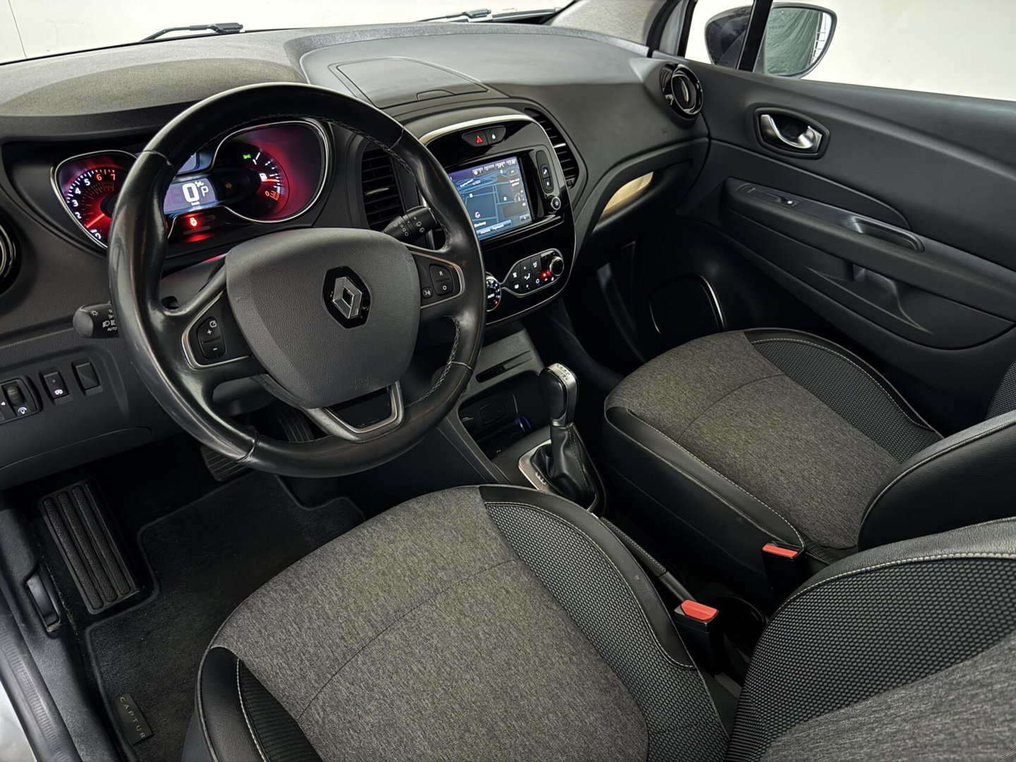 Renault Captur 1.3 TCe Intens Automaat Camera Trekh. Navi Cruise