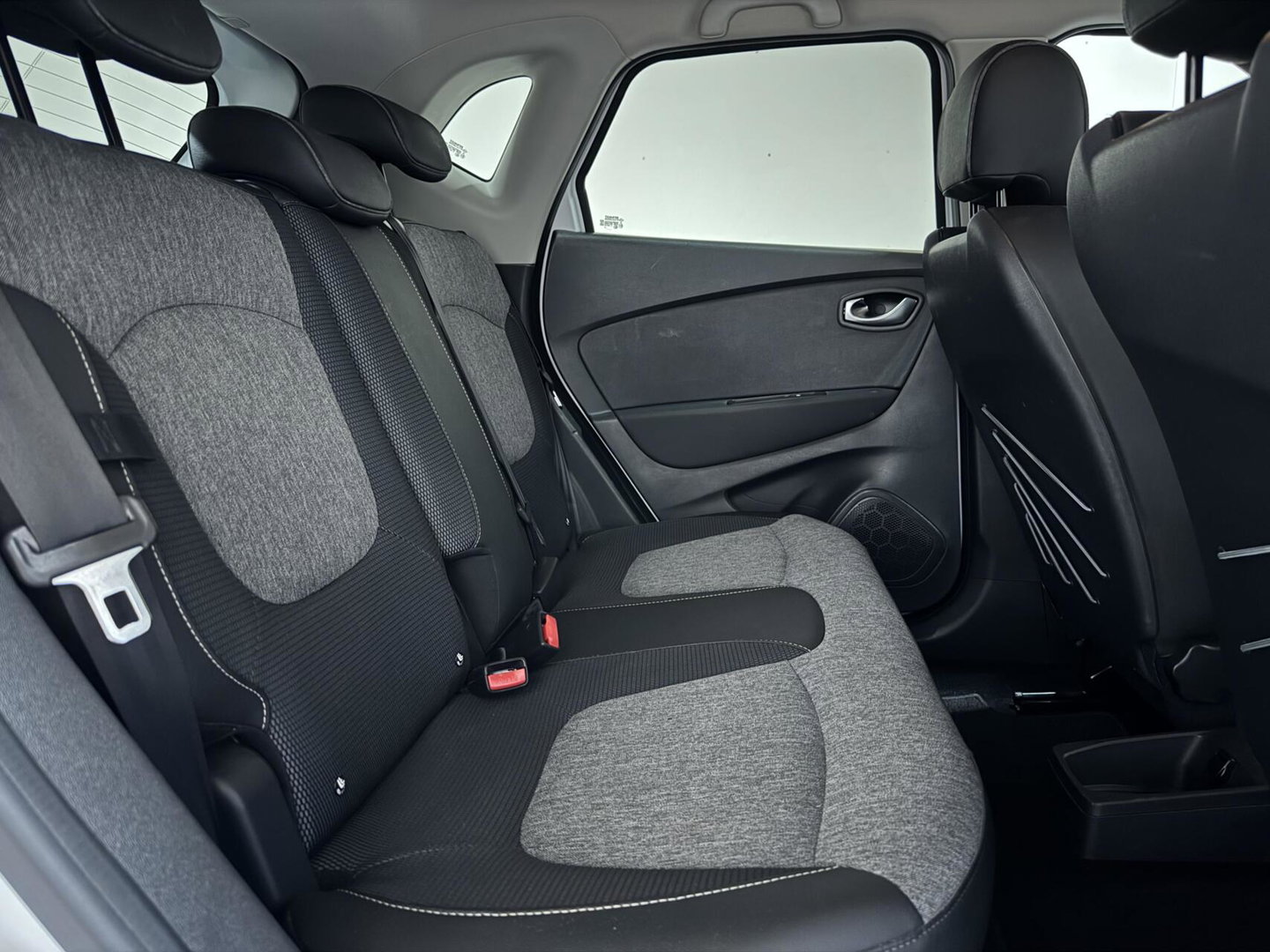 Renault Captur 1.3 TCe Intens Automaat Camera Trekh. Navi Cruise