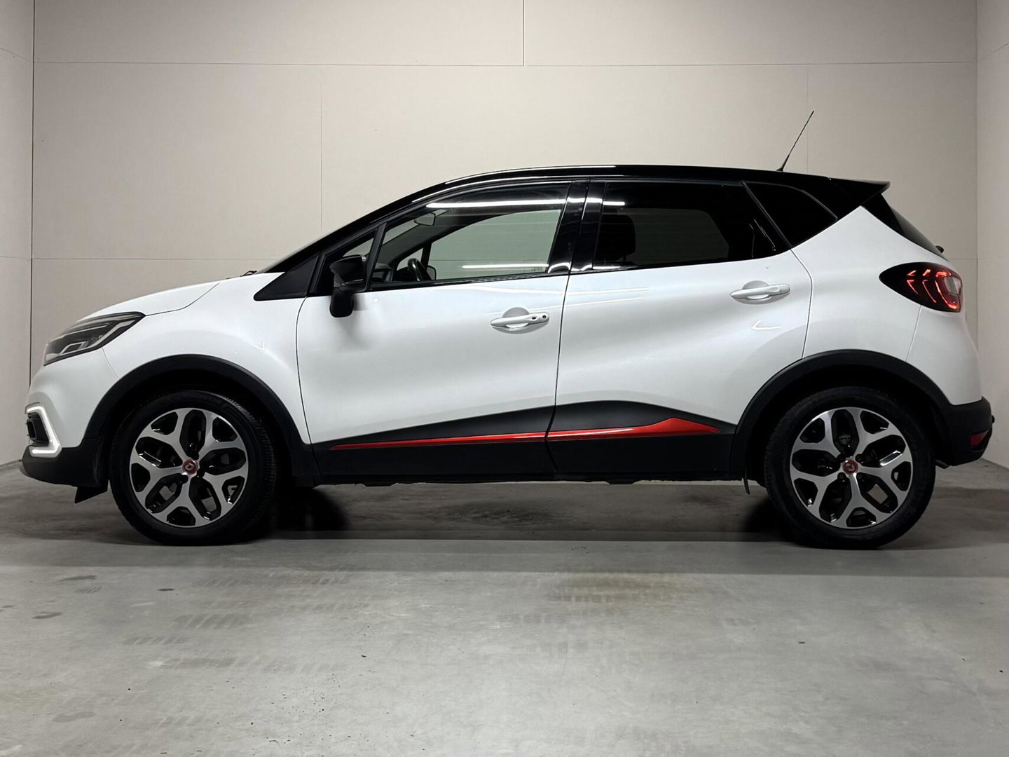 Renault Captur 1.3 TCe Intens Automaat Camera Trekh. Navi Cruise