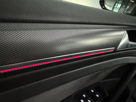 Volkswagen Golf 2.0 TSI GTI TCR Pano|ACC|BlindSpot|Camera|Lane Assist