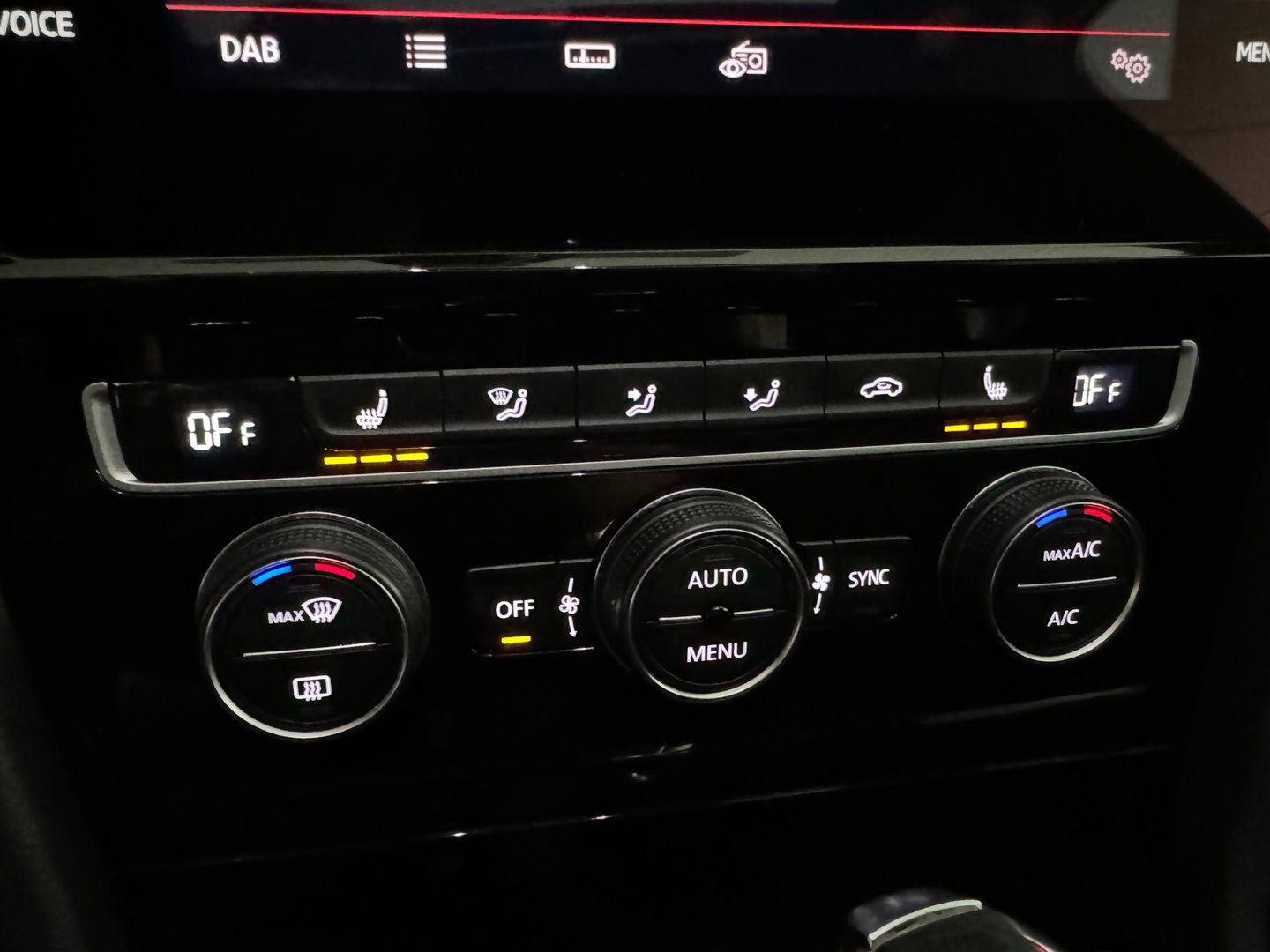 Volkswagen Golf 2.0 TSI GTI TCR Pano|ACC|BlindSpot|Camera|Lane Assist