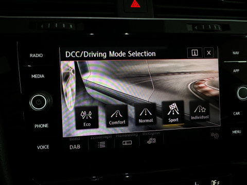 Volkswagen Golf 2.0 TSI GTI TCR Pano|ACC|BlindSpot|Camera|Lane Assist