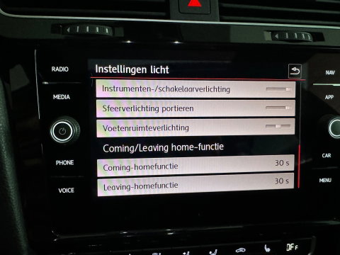 Volkswagen Golf 2.0 TSI GTI TCR Pano|ACC|BlindSpot|Camera|Lane Assist