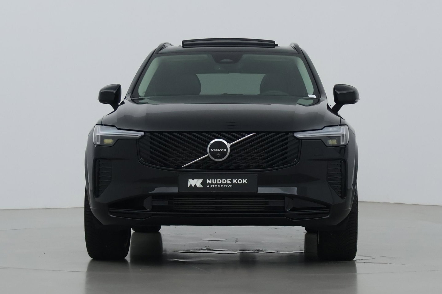 Volvo XC90 T8 Ultra Dark | Bowers&Wilkins | Stoelventilatie | Trekhaak | Panoramadak | 360° Camera | Massage | Head-Up | ACC