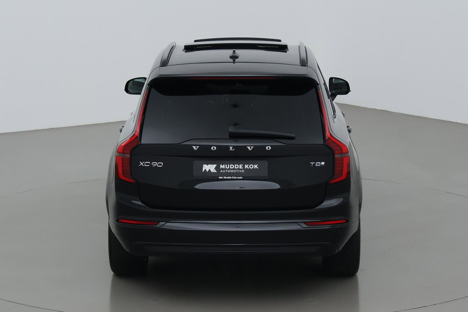 Volvo XC90 T8 Ultra Dark | Bowers&Wilkins | Stoelventilatie | Trekhaak | Panoramadak | 360° Camera | Massage | Head-Up | ACC
