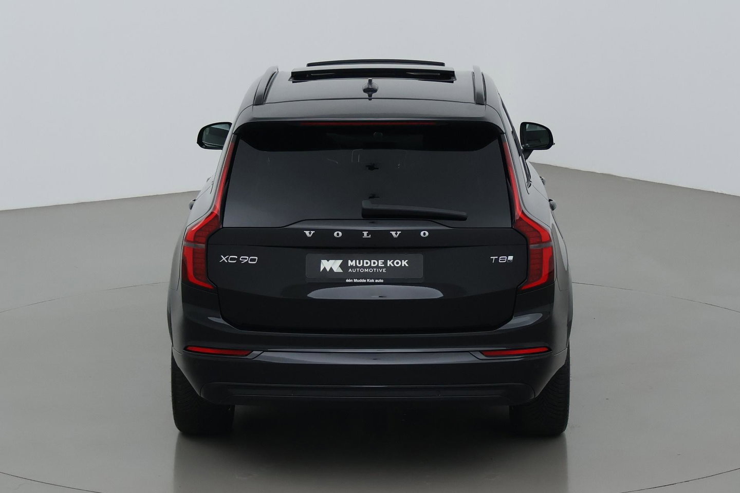 Volvo XC90 T8 Ultra Dark | Bowers&Wilkins | Stoelventilatie | Trekhaak | Panoramadak | 360° Camera | Massage | Head-Up | ACC