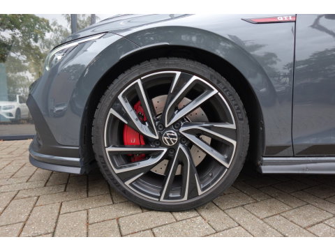 Volkswagen Golf 2.0 TSI GTI CLUBSPORT PANO VOL