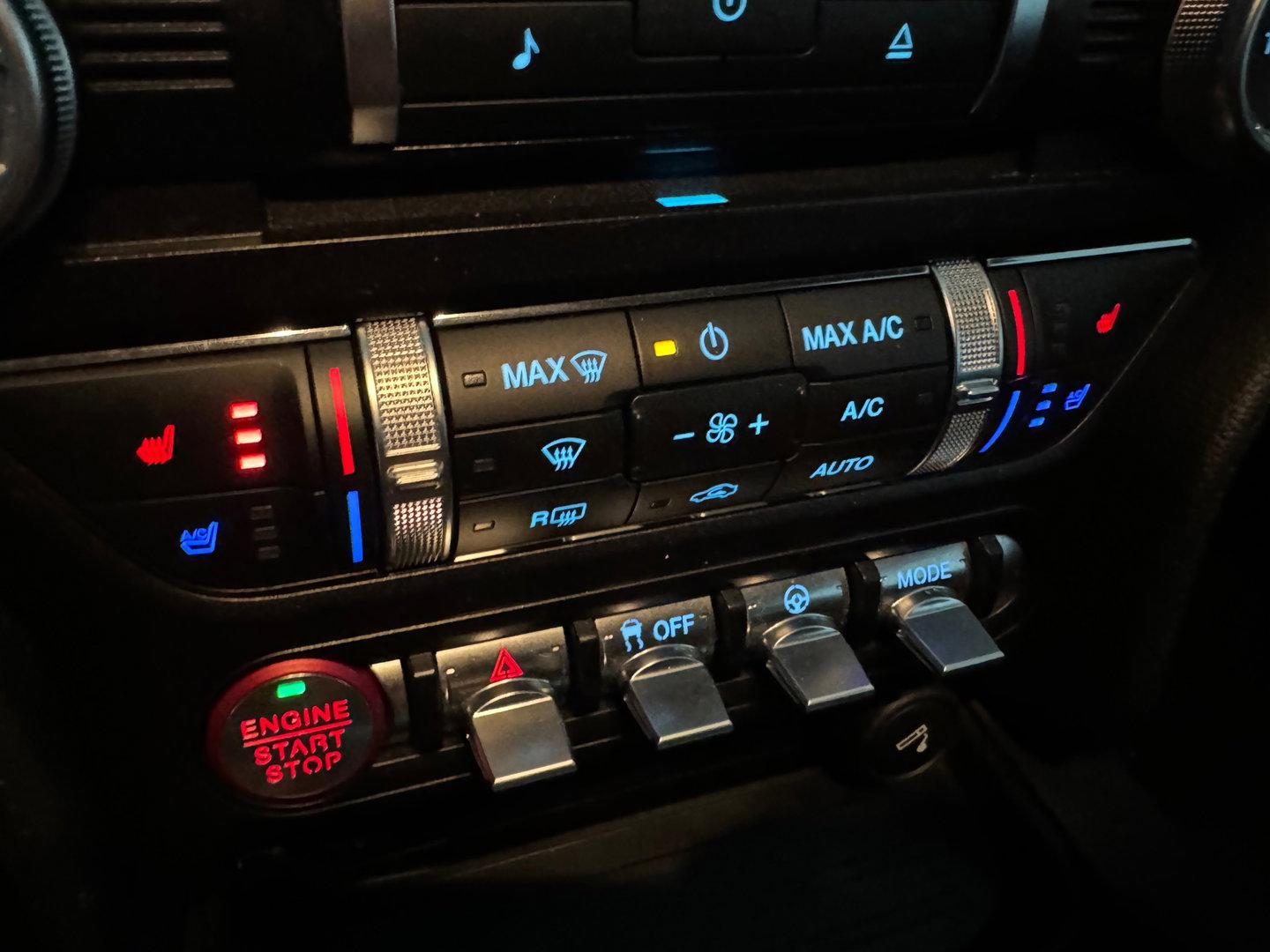 Ford Mustang Fastback 5.0 V8 GT Stoelverwarming |Stoelventilatie|Camera|Keyless|