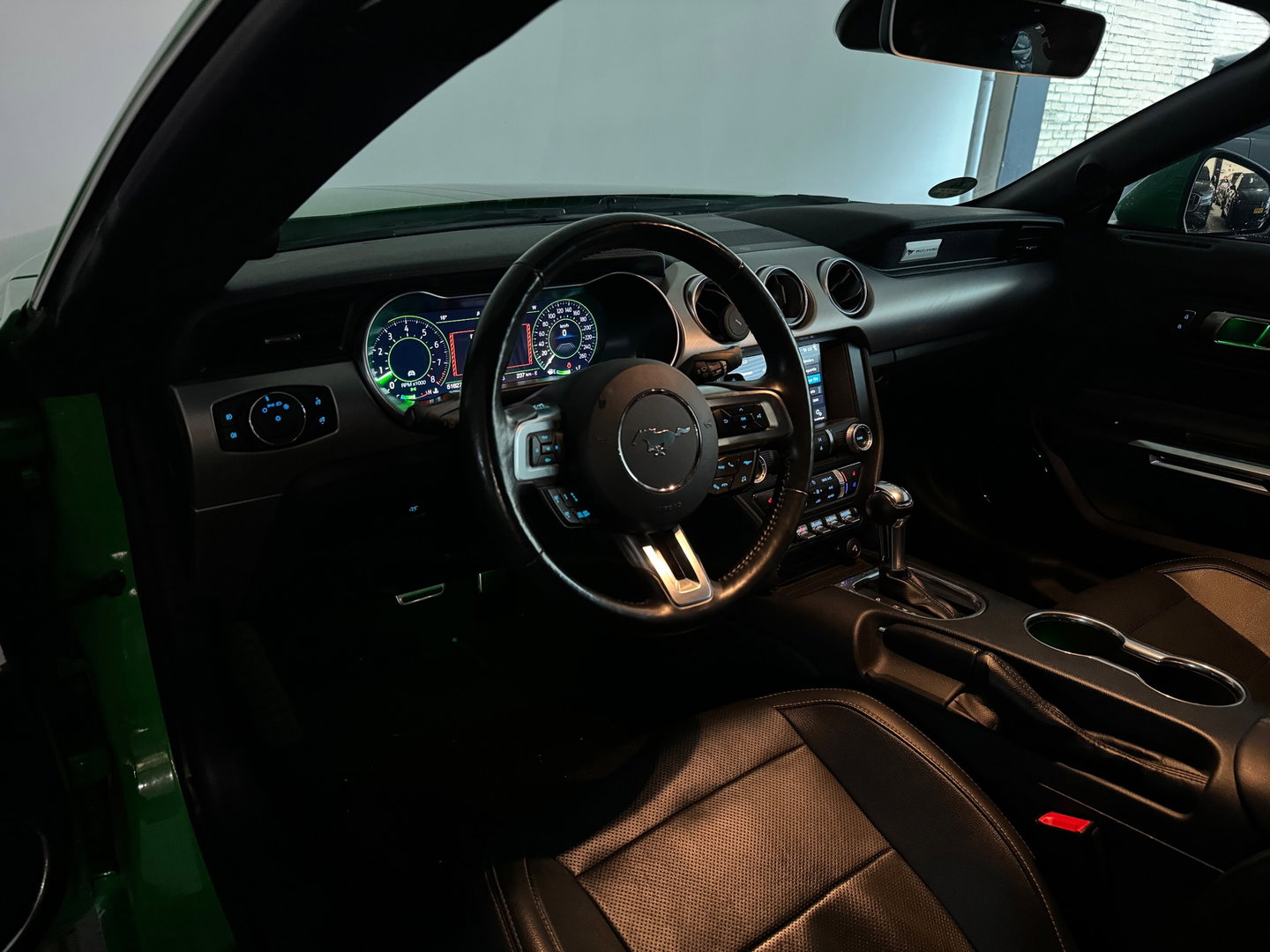 Ford Mustang Fastback 5.0 V8 GT Stoelverwarming |Stoelventilatie|Camera|Keyless|