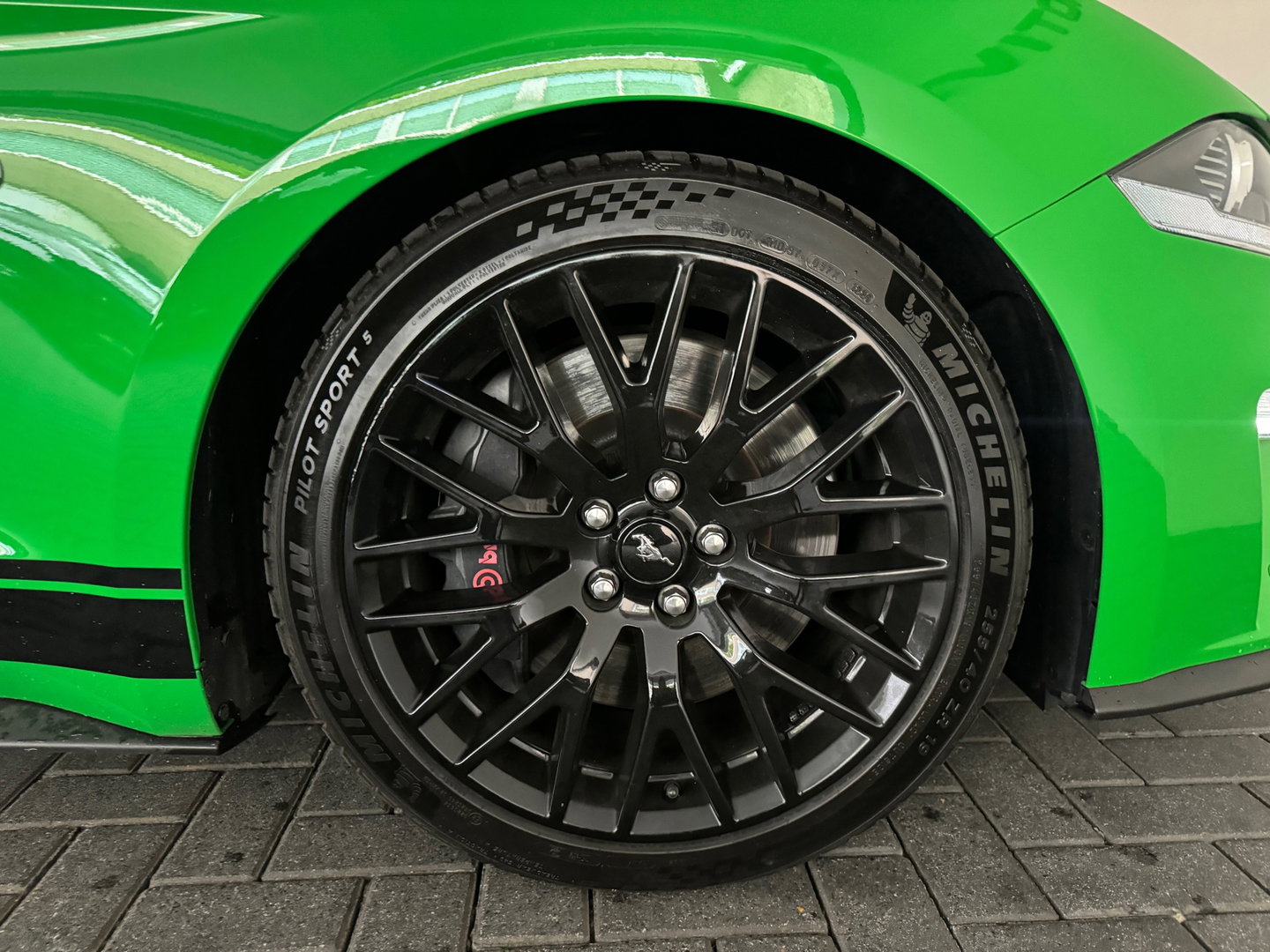 Ford Mustang Fastback 5.0 V8 GT Stoelverwarming |Stoelventilatie|Camera|Keyless|