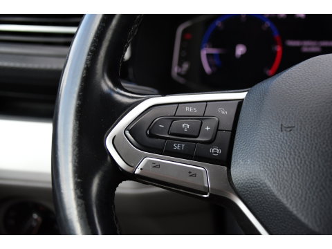 Volkswagen Transporter 2.0 TDI L2H1 30 DC Bulli Black Edition Adaptieve Cruise, Virtual, Camera, Carplay, Stoelverwarming, LED, 2 x Schuifdeur, Automaat, Trekhaak, Sensoren, Uniek!