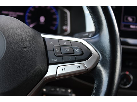 Volkswagen Transporter 2.0 TDI L2H1 30 DC Bulli Black Edition Adaptieve Cruise, Virtual, Camera, Carplay, Stoelverwarming, LED, 2 x Schuifdeur, Automaat, Trekhaak, Sensoren, Uniek!
