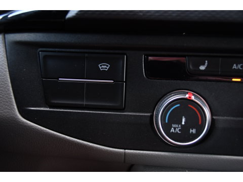 Volkswagen Transporter 2.0 TDI L2H1 30 DC Bulli Black Edition Adaptieve Cruise, Virtual, Camera, Carplay, Stoelverwarming, LED, 2 x Schuifdeur, Automaat, Trekhaak, Sensoren, Uniek!