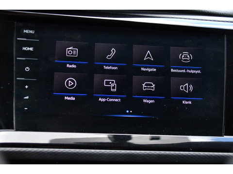 Volkswagen Transporter 2.0 TDI L2H1 30 DC Bulli Black Edition Adaptieve Cruise, Virtual, Camera, Carplay, Stoelverwarming, LED, 2 x Schuifdeur, Automaat, Trekhaak, Sensoren, Uniek!