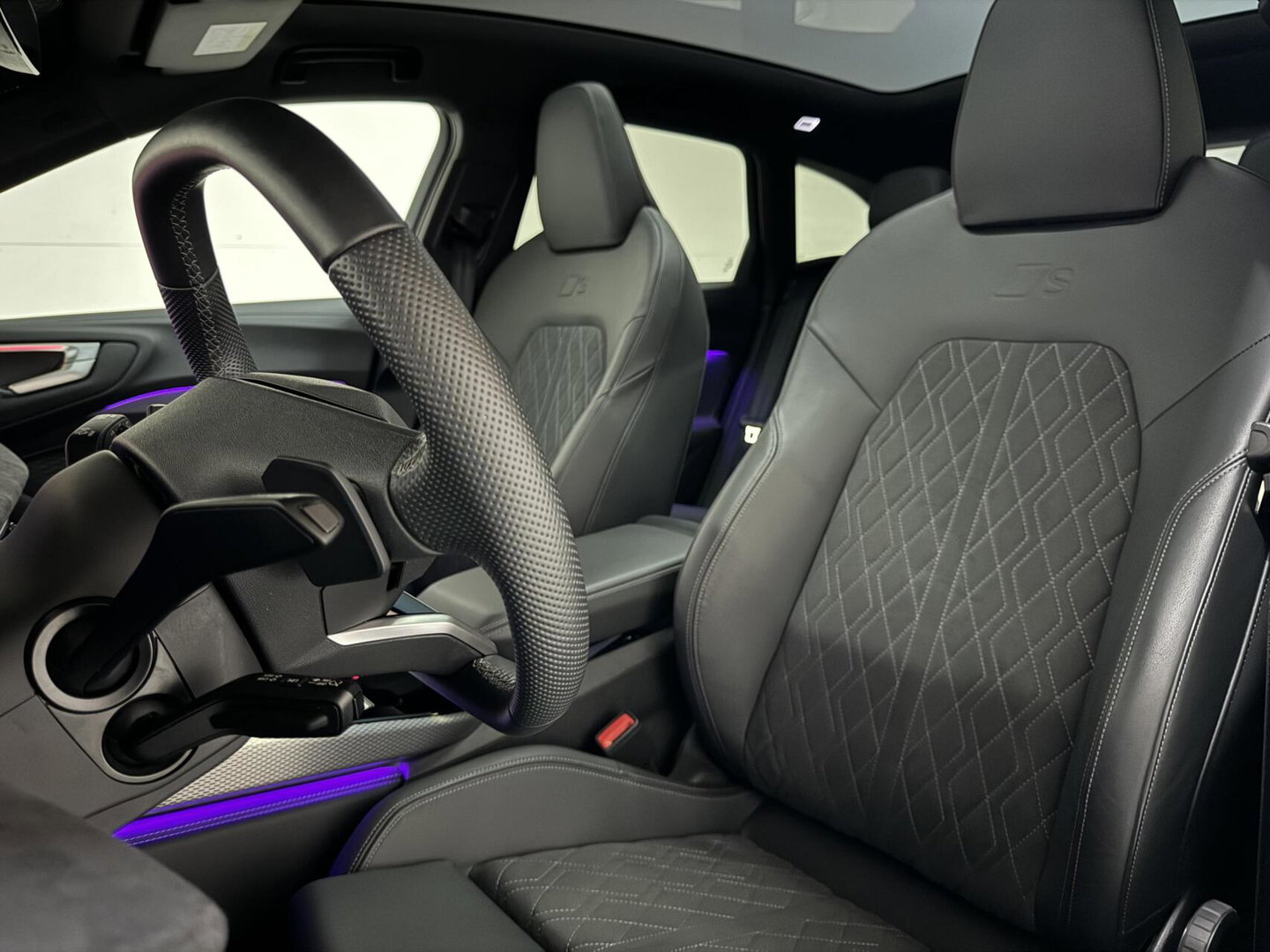 Audi A5 Avant 2.0 e-hybrid quattro S-Line Competition Pano 360° RS-Seats Passenger display