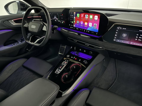 Audi A5 Avant 2.0 e-hybrid quattro S-Line Competition Pano 360° RS-Seats Passenger display