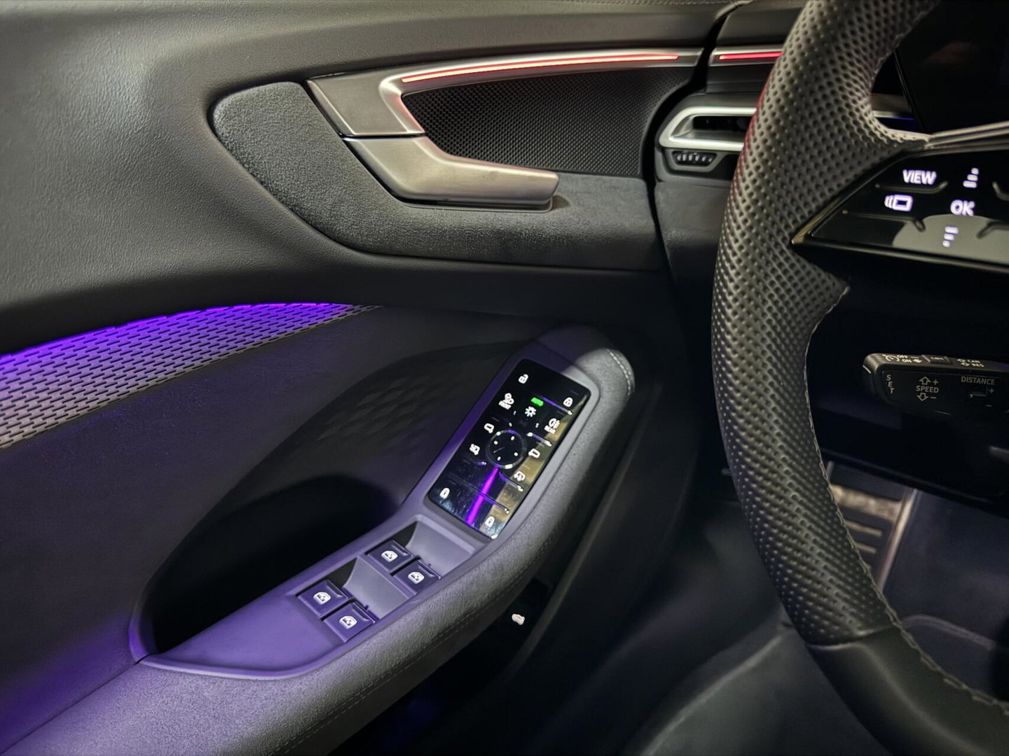Audi A5 Avant 2.0 e-hybrid quattro S-Line Competition Pano 360° RS-Seats Passenger display