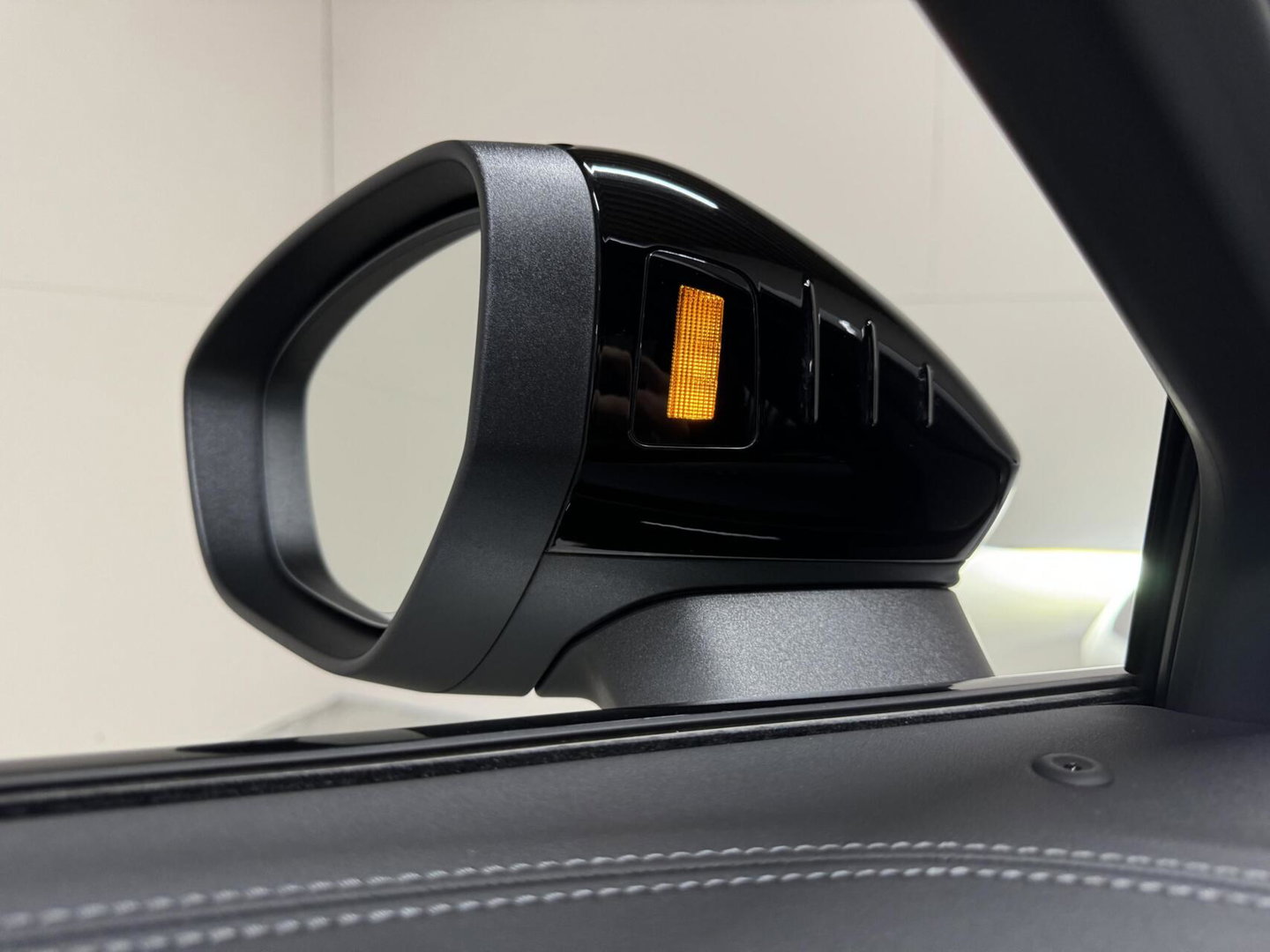 Audi A5 Avant 2.0 e-hybrid quattro S-Line Competition Pano 360° RS-Seats Passenger display