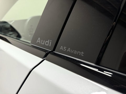 Audi A5 Avant 2.0 e-hybrid quattro S-Line Competition Pano 360° RS-Seats Passenger display