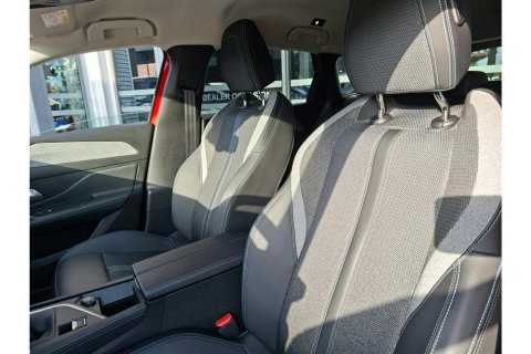 Peugeot 308 308 SW 1.2 PURE-TECH 130PK ALLURE NAVI PDC LMV
