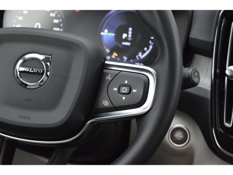 Volvo XC40 T5 Recharge Inscription | Pilot-assist | Camera | Stoelverwarming | Stuurverwarming | Volvo On Call |