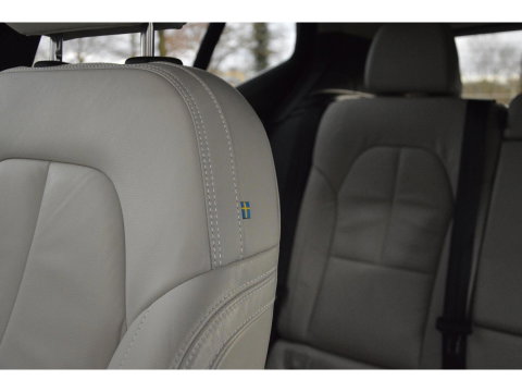 Volvo XC40 T5 Recharge Inscription | Pilot-assist | Camera | Stoelverwarming | Stuurverwarming | Volvo On Call |