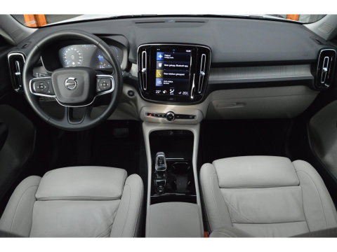 Volvo XC40 T5 Recharge Inscription | Pilot-assist | Camera | Stoelverwarming | Stuurverwarming | Volvo On Call |