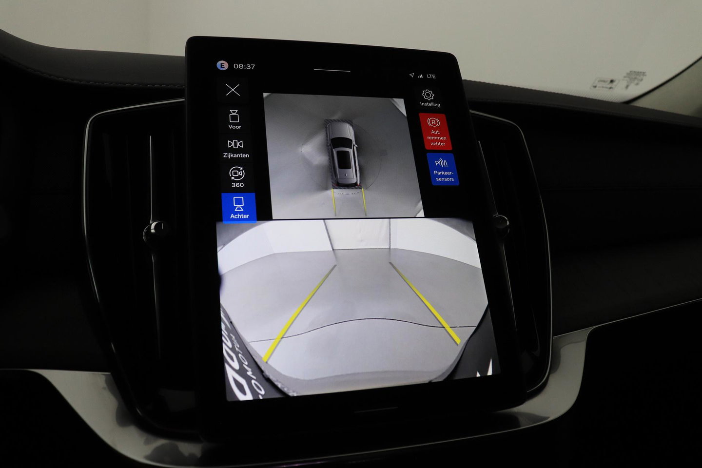 Volvo XC90 T8 Ultra Dark | Bowers&Wilkins | Stoelventilatie | Trekhaak | Panoramadak | 360° Camera | Massage | Head-Up | ACC