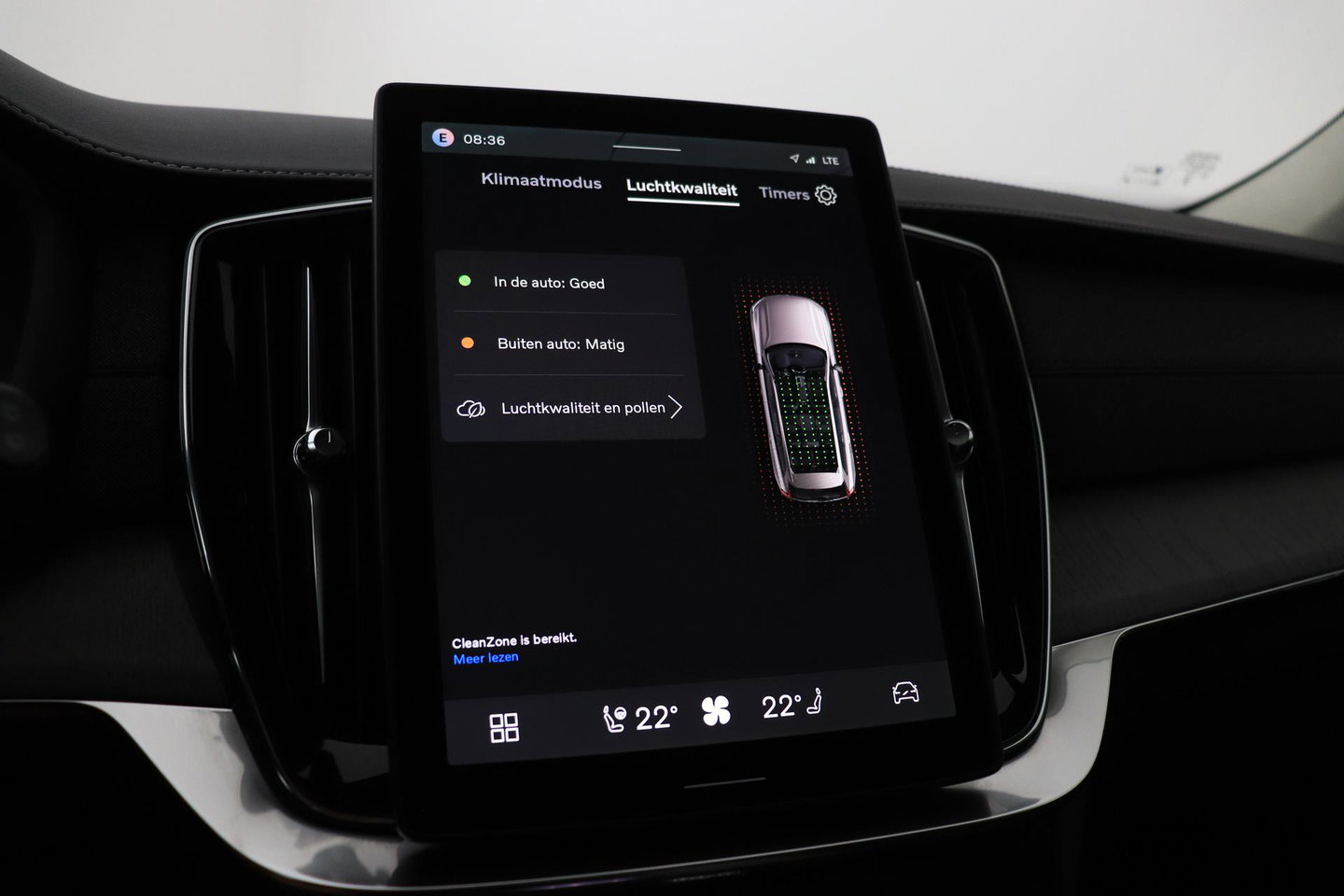 Volvo XC90 T8 Ultra Dark | Bowers&Wilkins | Stoelventilatie | Trekhaak | Panoramadak | 360° Camera | Massage | Head-Up | ACC