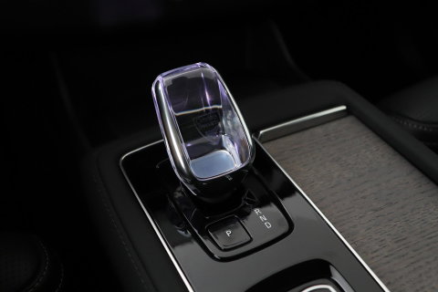Volvo XC90 T8 Ultra Dark | Bowers&Wilkins | Stoelventilatie | Trekhaak | Panoramadak | 360° Camera | Massage | Head-Up | ACC