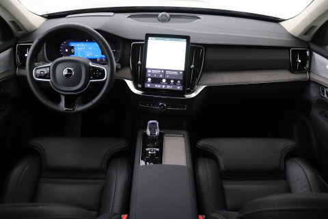 Volvo XC90 T8 Ultra Dark | Bowers&Wilkins | Stoelventilatie | Trekhaak | Panoramadak | 360° Camera | Massage | Head-Up | ACC